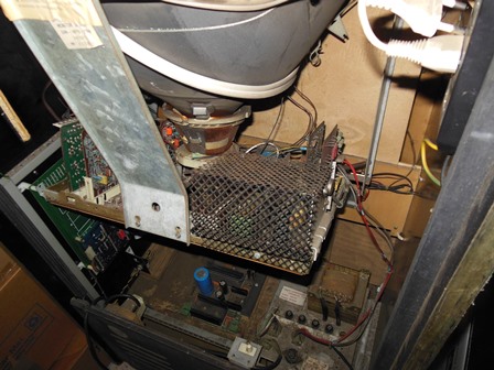 Philips KT-3 monitor - right