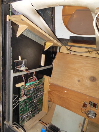 Zaccaria woodgrain interior - left