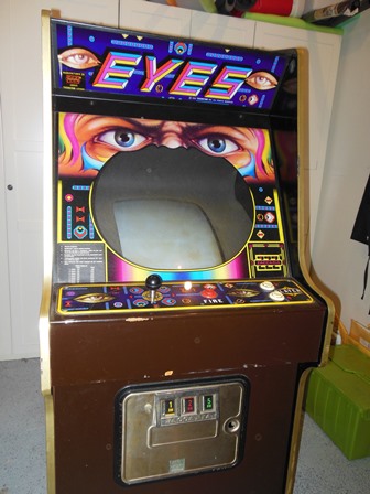 Zaccaria Eyes upright - centre