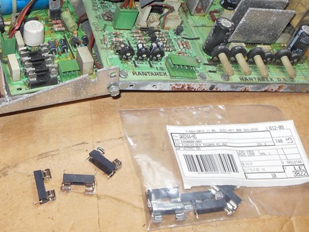 MTC-900 replacement fuse holders