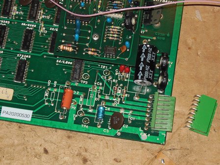 The Invaders game PCB power plug replacement