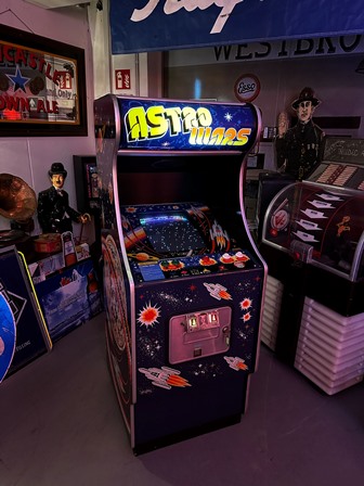 Zaccaria Astro Wars upright